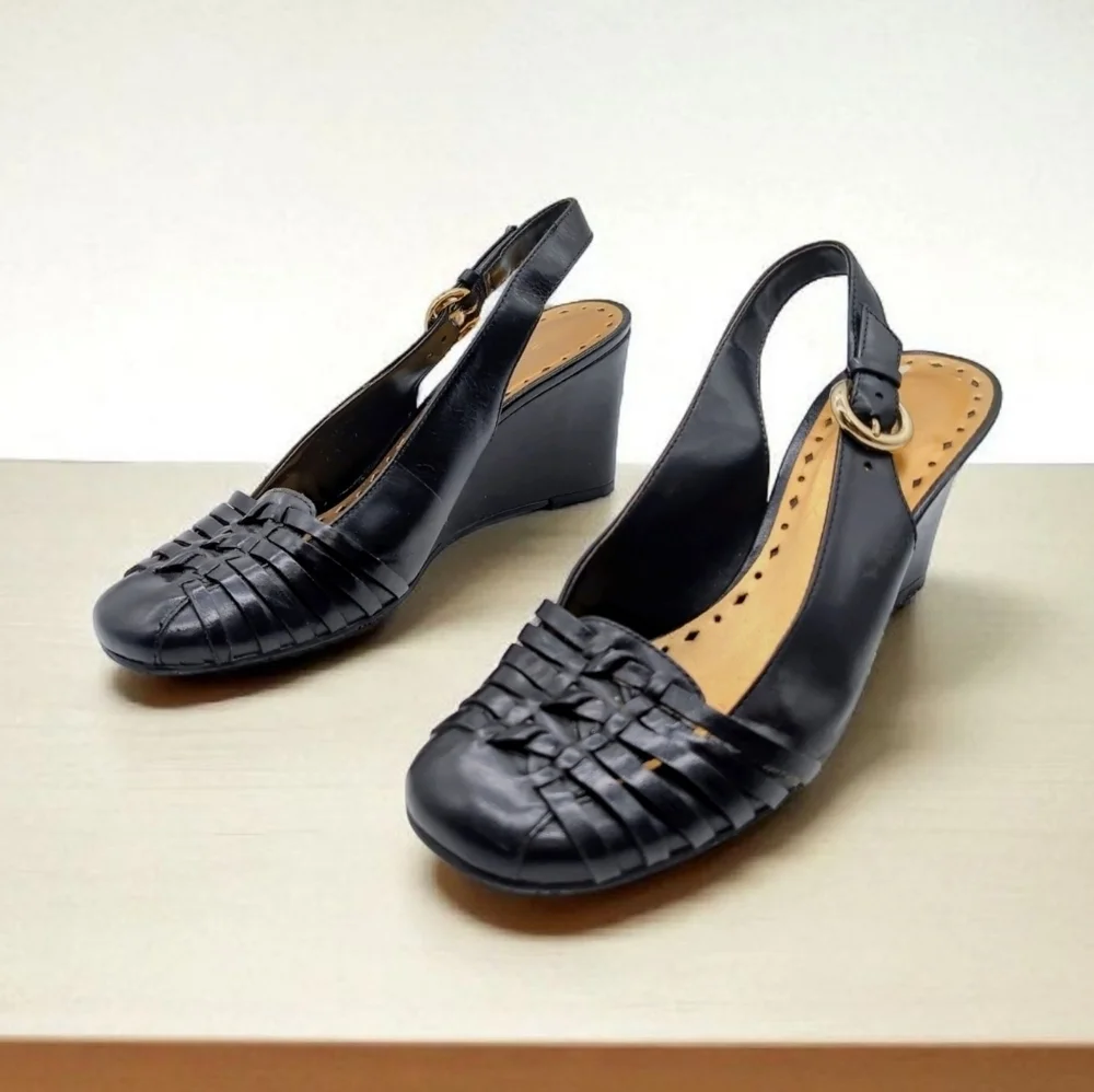BCBG Girls Sz 7 Elegant Black Leather Wedge Sandals Slingback